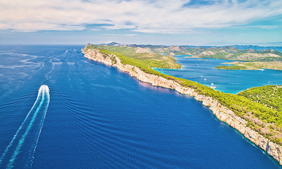 陆地边界（界河）